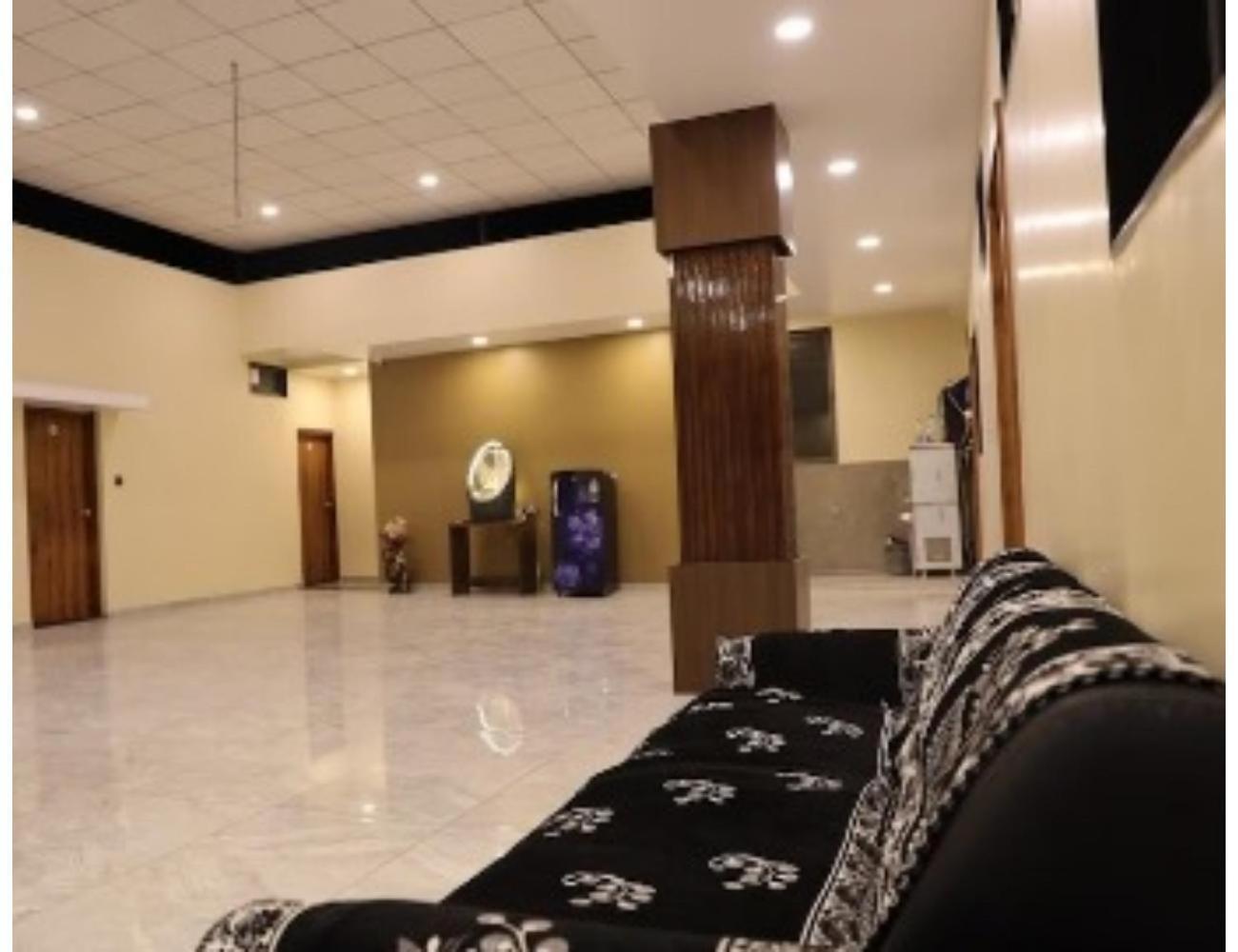 Hotel The Pill, Bhavnagar Buitenkant foto